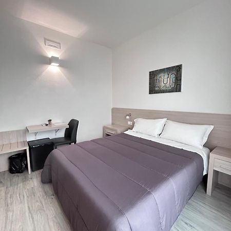 Affittacamere In Centro Tortolì Buitenkant foto